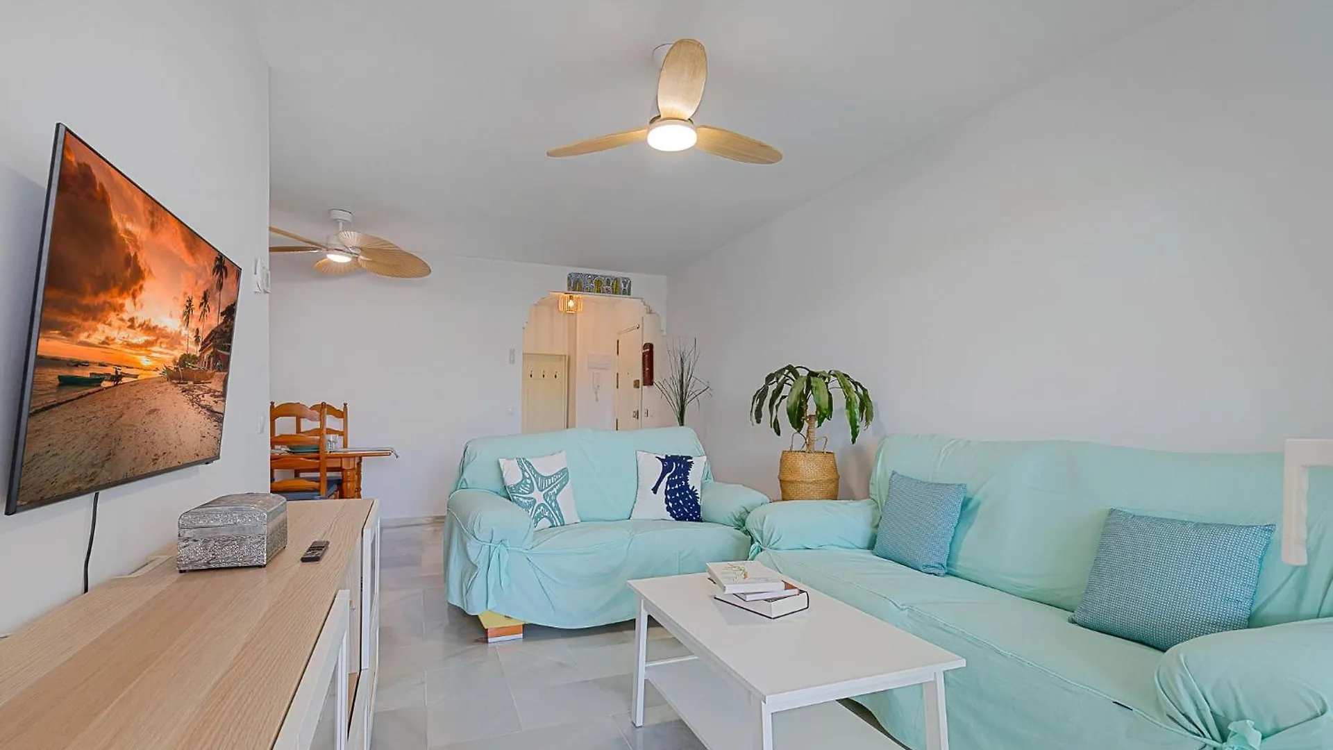 Solana Carihuela Playa Apartment Torremolinos 0*,  Spain