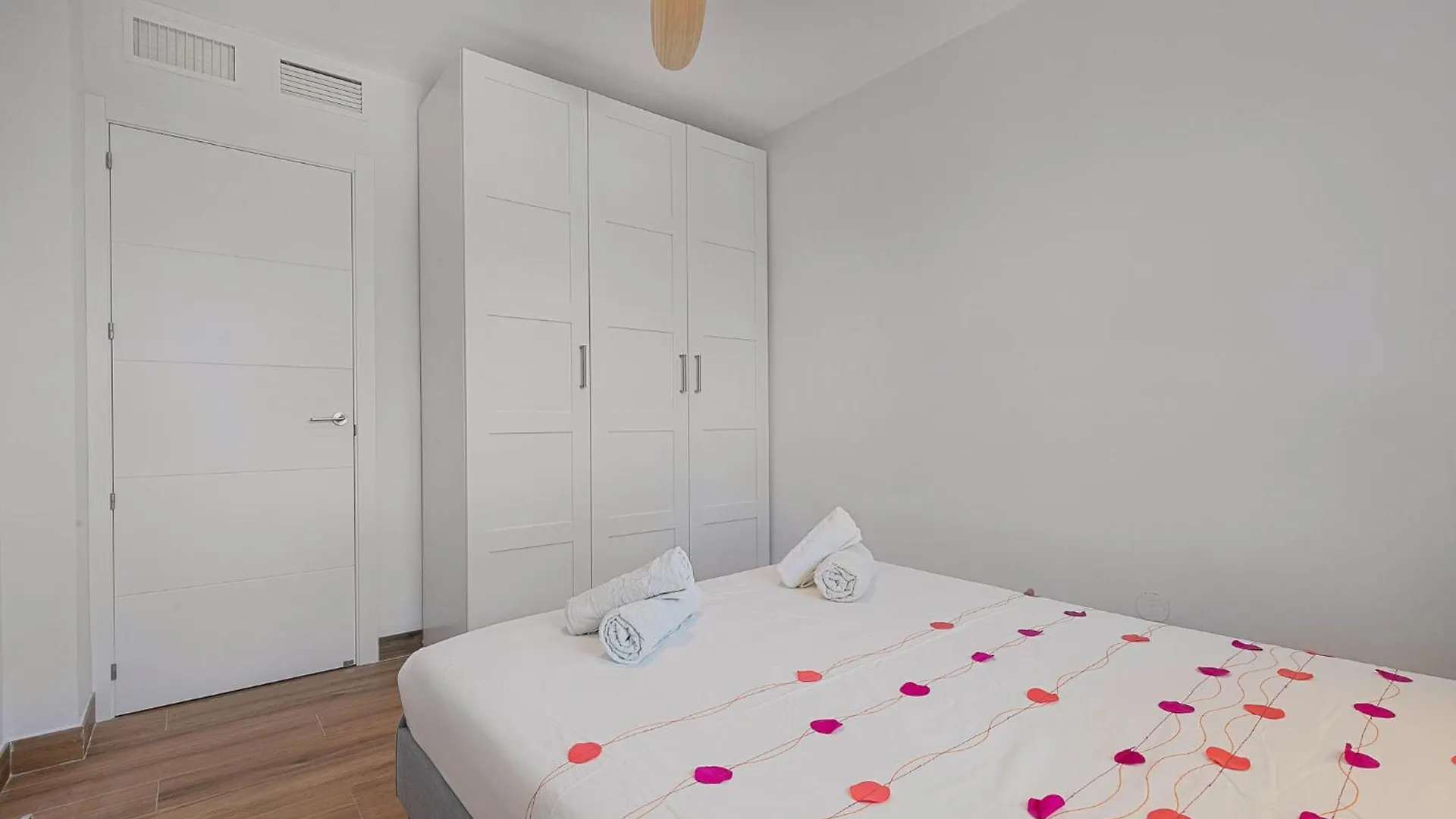 Solana Carihuela Playa Apartment Torremolinos