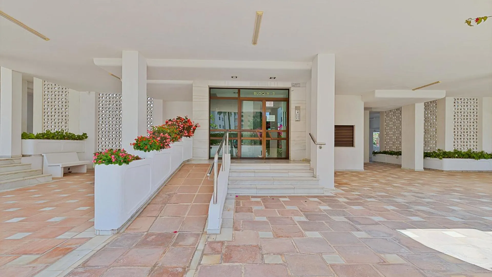 Solana Carihuela Playa Apartment Torremolinos