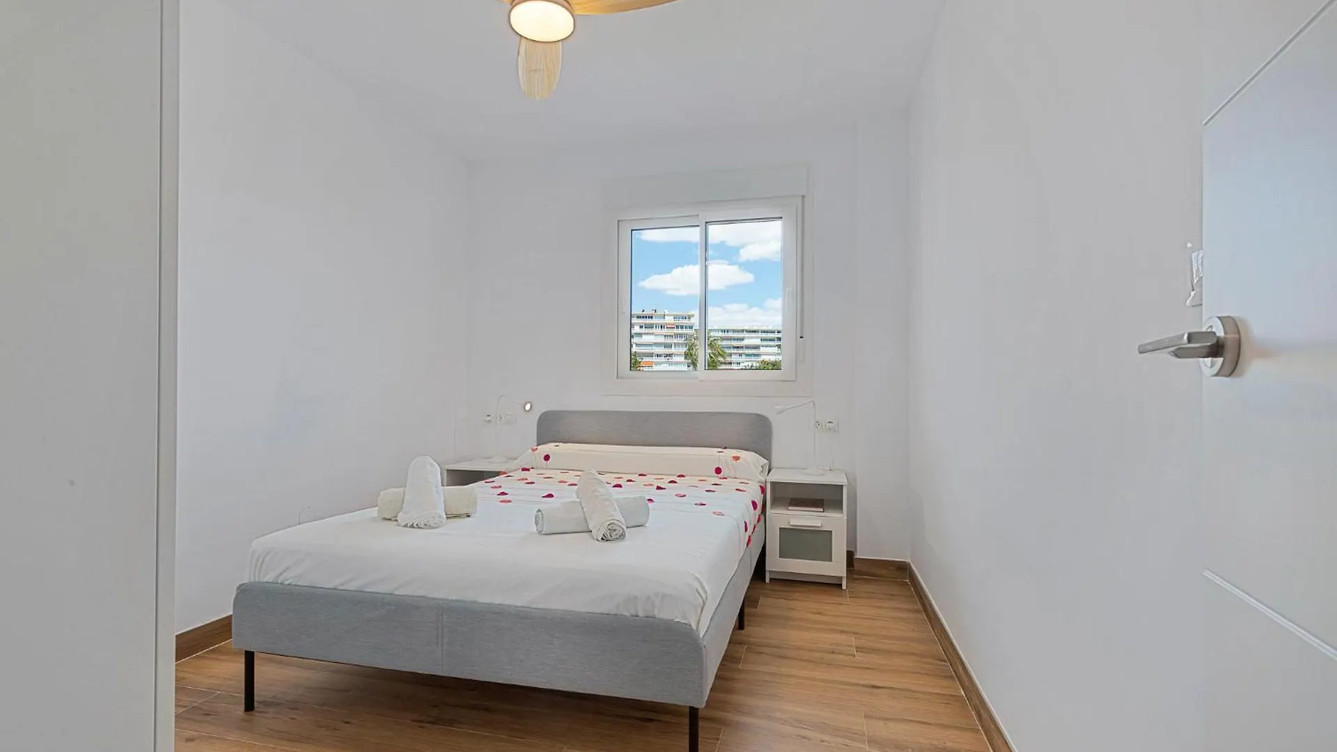 شقة Solana Carihuela Playa توريمولينوس 0*,