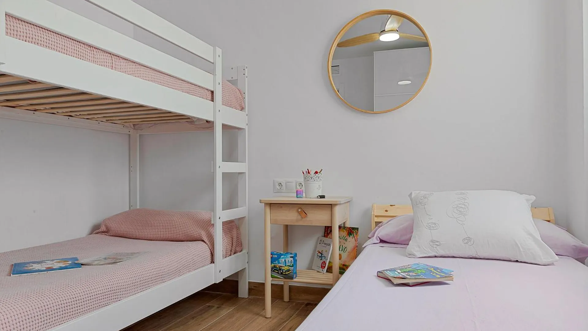 Solana Carihuela Playa Apartment Torremolinos